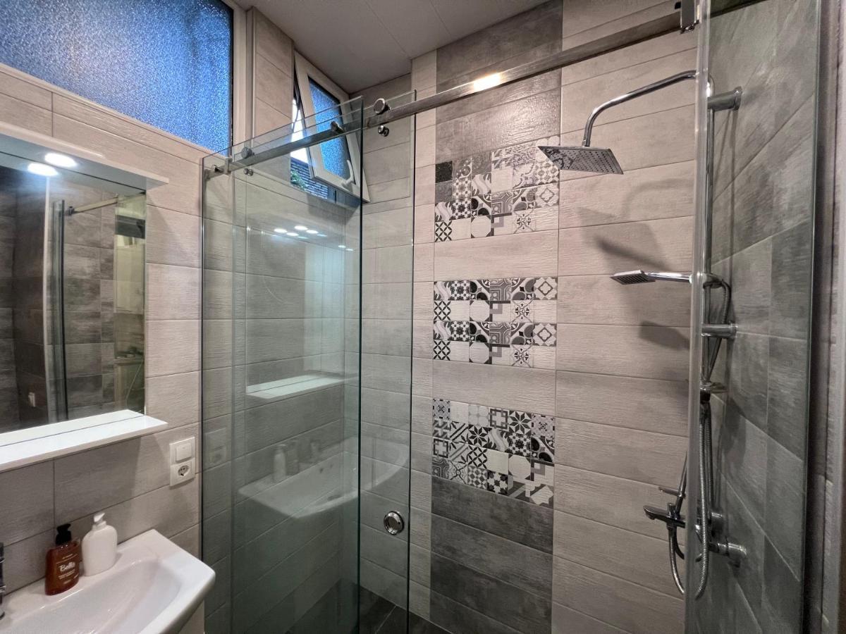 Cosy Apartment In Tbilisi Centre Экстерьер фото